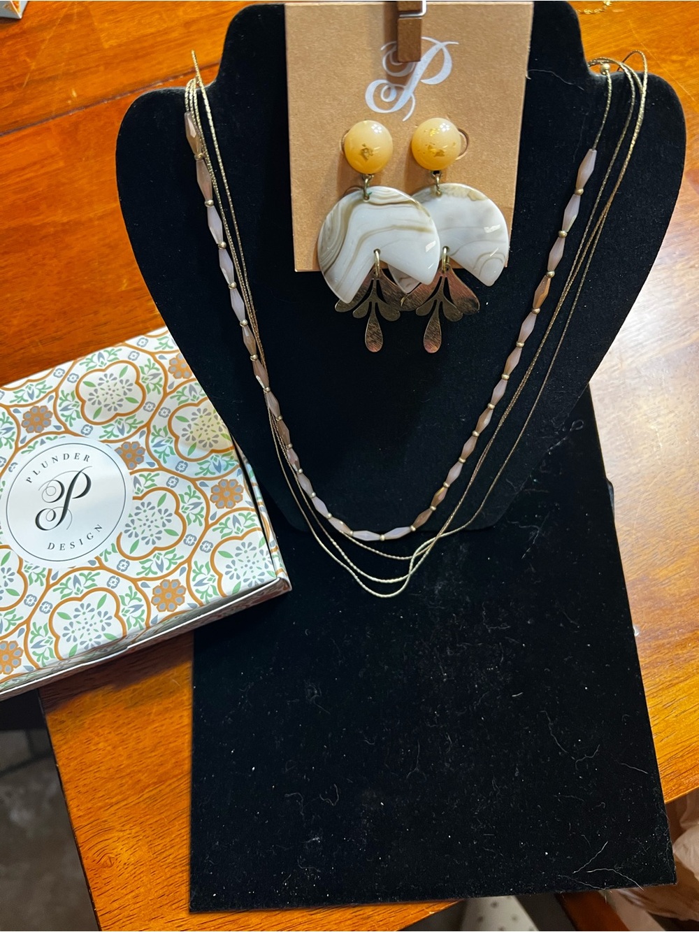Plunder Pink Marble Heart Drop Necklace & Earrings Set